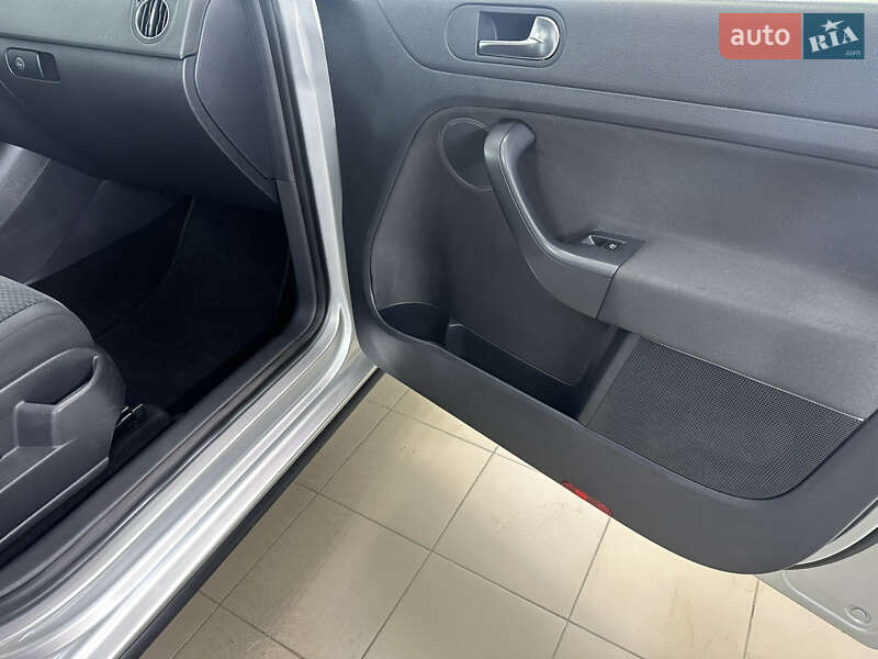 Хэтчбек Volkswagen Golf Plus 2013 в Киеве