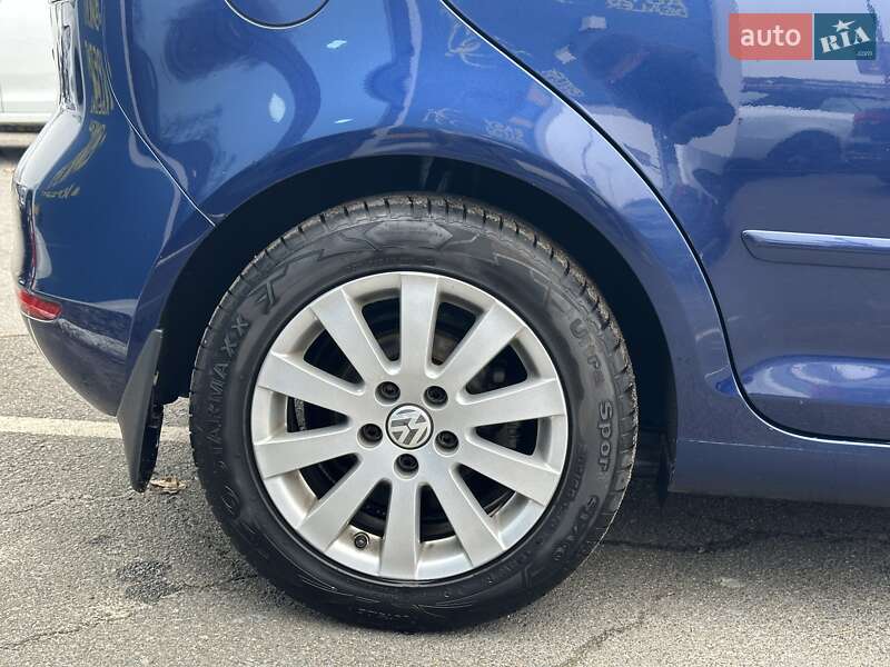 Хетчбек Volkswagen Golf Plus 2010 в Києві