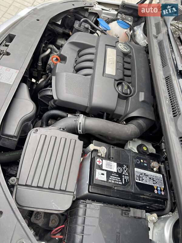 Хэтчбек Volkswagen Golf Plus 2008 в Смеле