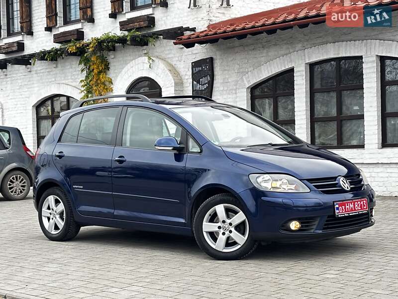 Хэтчбек Volkswagen Golf Plus 2009 в Красилове