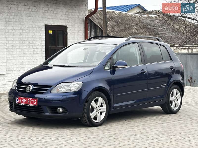 Хэтчбек Volkswagen Golf Plus 2009 в Красилове