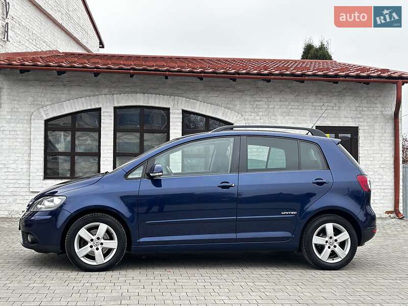 Хэтчбек Volkswagen Golf Plus 2009 в Красилове
