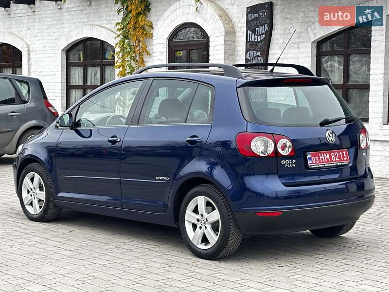 Хэтчбек Volkswagen Golf Plus 2009 в Красилове