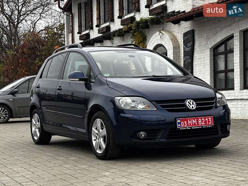 Хэтчбек Volkswagen Golf Plus 2009 в Красилове