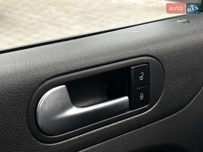 Хэтчбек Volkswagen Golf Plus 2009 в Красилове