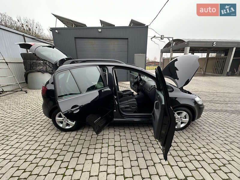 Хэтчбек Volkswagen Golf Plus 2007 в Львове