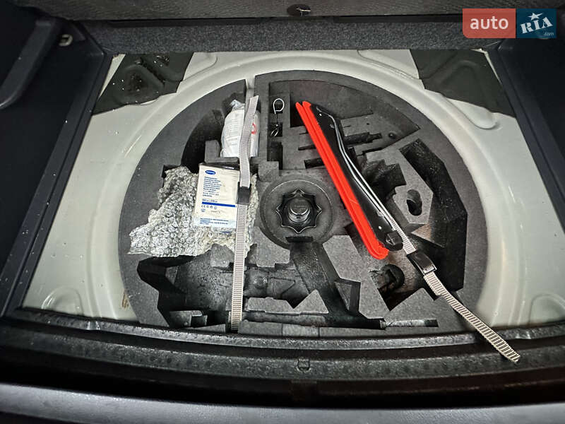 Хэтчбек Volkswagen Golf Plus 2007 в Львове