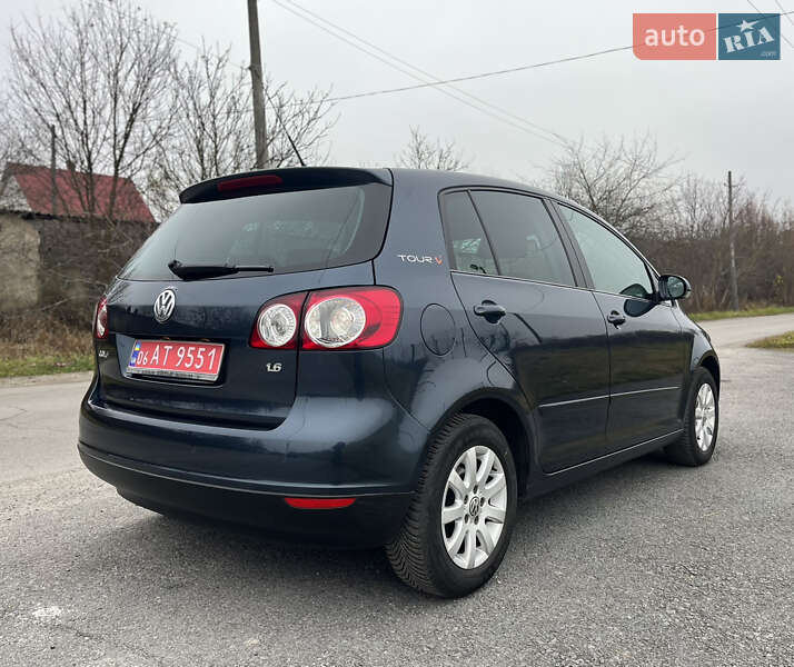 Хэтчбек Volkswagen Golf Plus 2007 в Звягеле фото 5 Хэтчбек Volkswagen Golf Plus 2007 в Звягеле