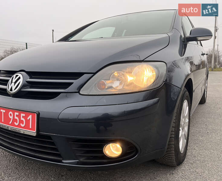 Хэтчбек Volkswagen Golf Plus 2007 в Звягеле фото 18 Хэтчбек Volkswagen Golf Plus 2007 в Звягеле