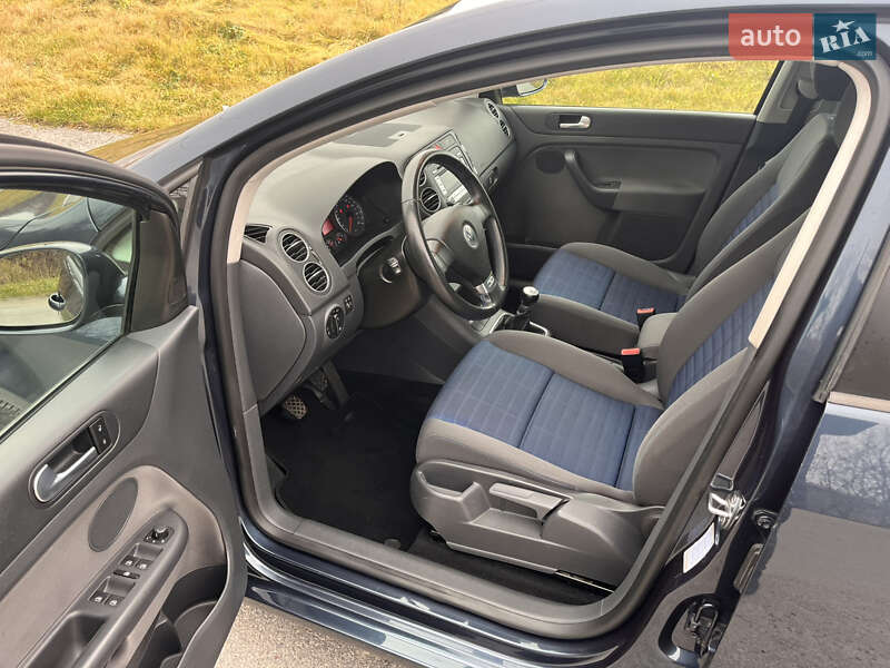 Хэтчбек Volkswagen Golf Plus 2007 в Звягеле фото 23 Хэтчбек Volkswagen Golf Plus 2007 в Звягеле