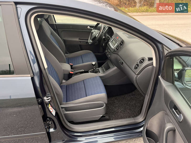 Хэтчбек Volkswagen Golf Plus 2007 в Звягеле фото 31 Хэтчбек Volkswagen Golf Plus 2007 в Звягеле
