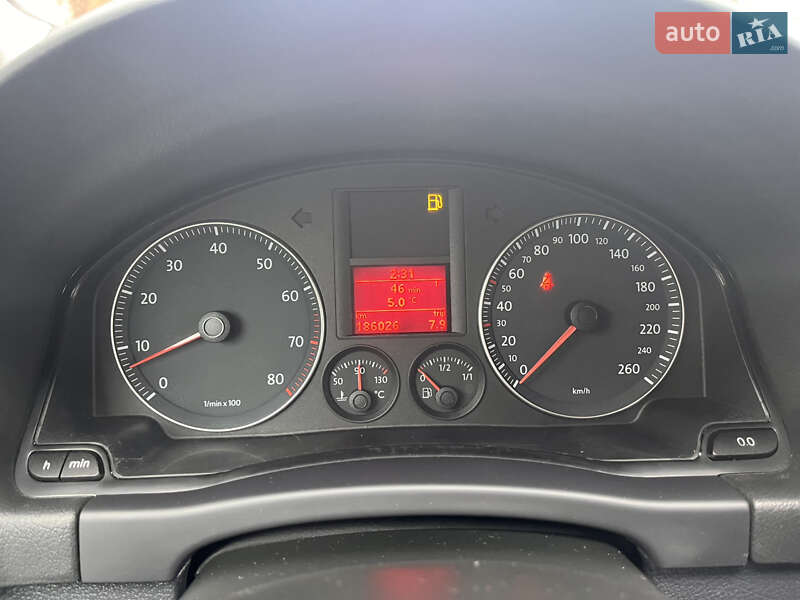 Хэтчбек Volkswagen Golf Plus 2007 в Звягеле фото 49 Хэтчбек Volkswagen Golf Plus 2007 в Звягеле