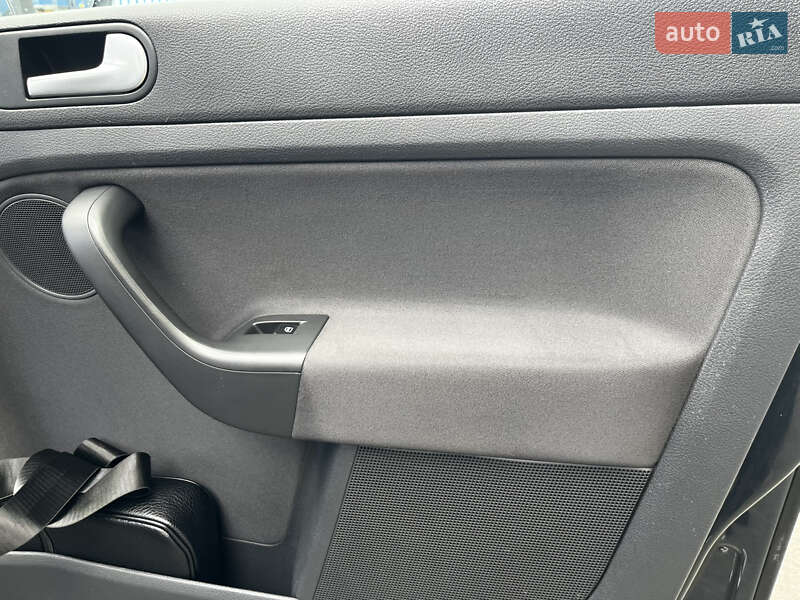 Хэтчбек Volkswagen Golf Plus 2007 в Мукачево