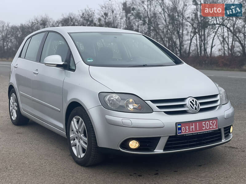 Хетчбек Volkswagen Golf Plus 2007 в Корсунь-Шевченківському фото 3 Хетчбек Volkswagen Golf Plus 2007 в Корсунь-Шевченківському