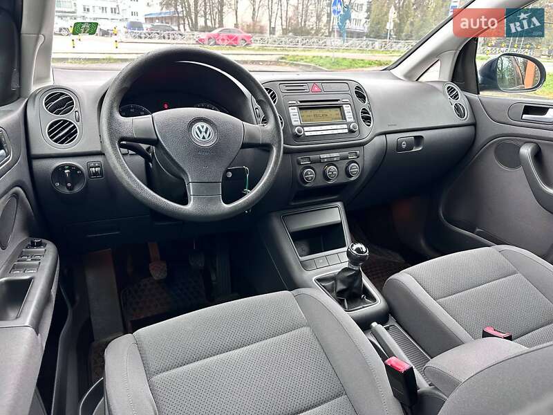 Хэтчбек Volkswagen Golf Plus 2006 в Кропивницком