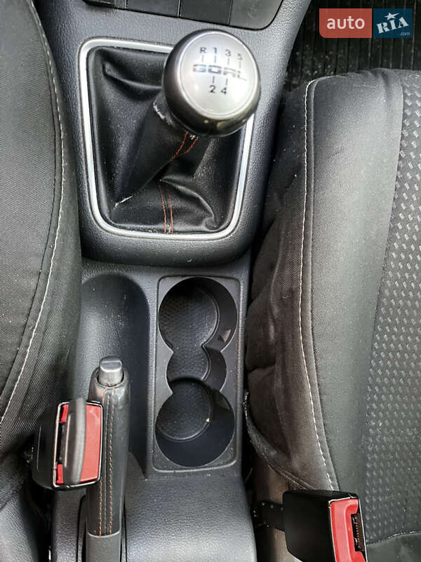 Хэтчбек Volkswagen Golf Plus 2006 в Лебедине