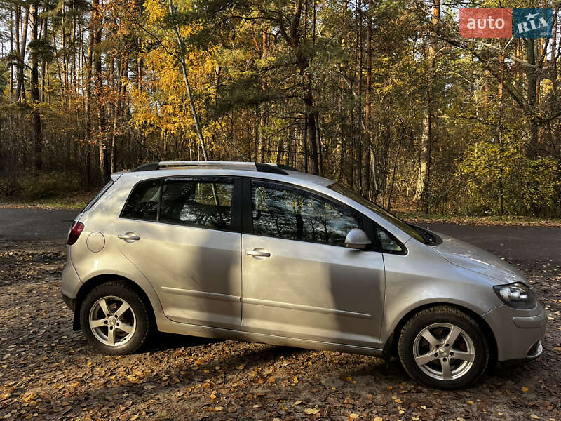 Хэтчбек Volkswagen Golf Plus 2006 в Лебедине