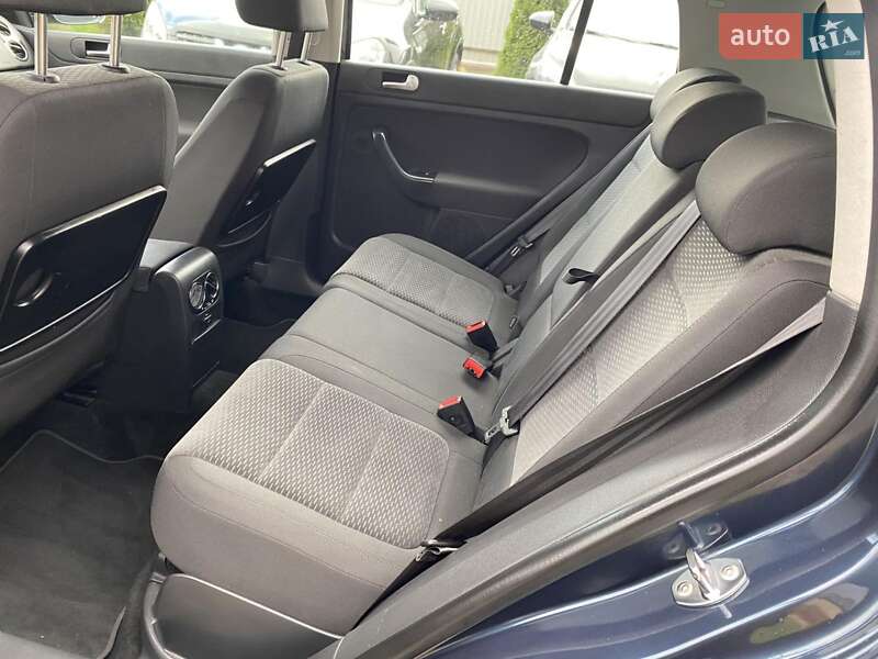 Хетчбек Volkswagen Golf Plus 2009 в Нововолинську