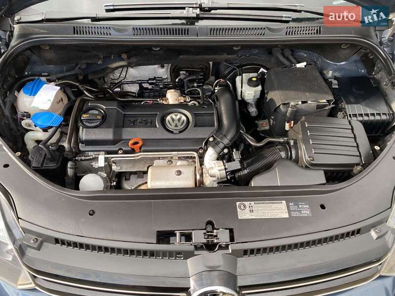 Хетчбек Volkswagen Golf Plus 2009 в Нововолинську