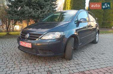 Хэтчбек Volkswagen Golf Plus 2005 в Сваляве