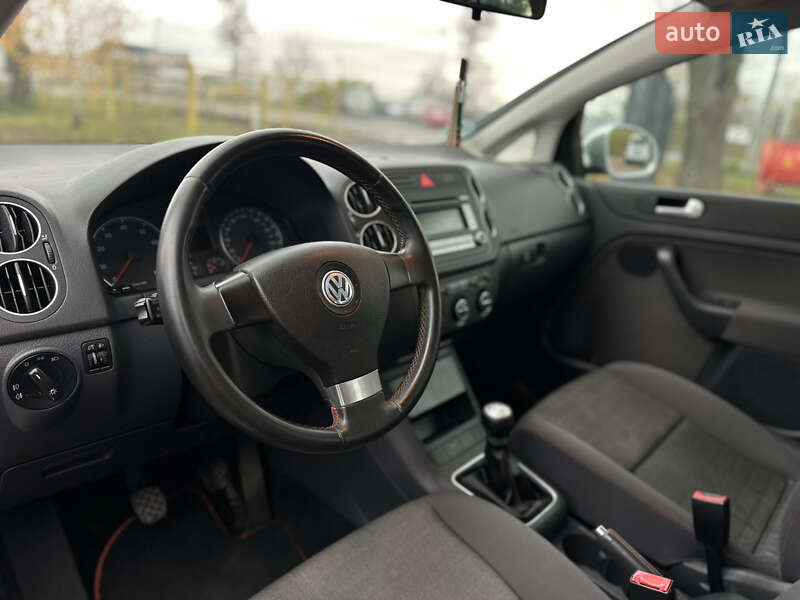Хэтчбек Volkswagen Golf Plus 2006 в Виннице