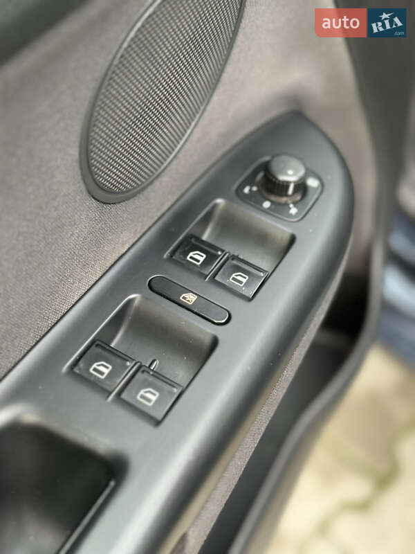 Хэтчбек Volkswagen Golf Plus 2010 в Летичеве фото 13 Хэтчбек Volkswagen Golf Plus 2010 в Летичеве