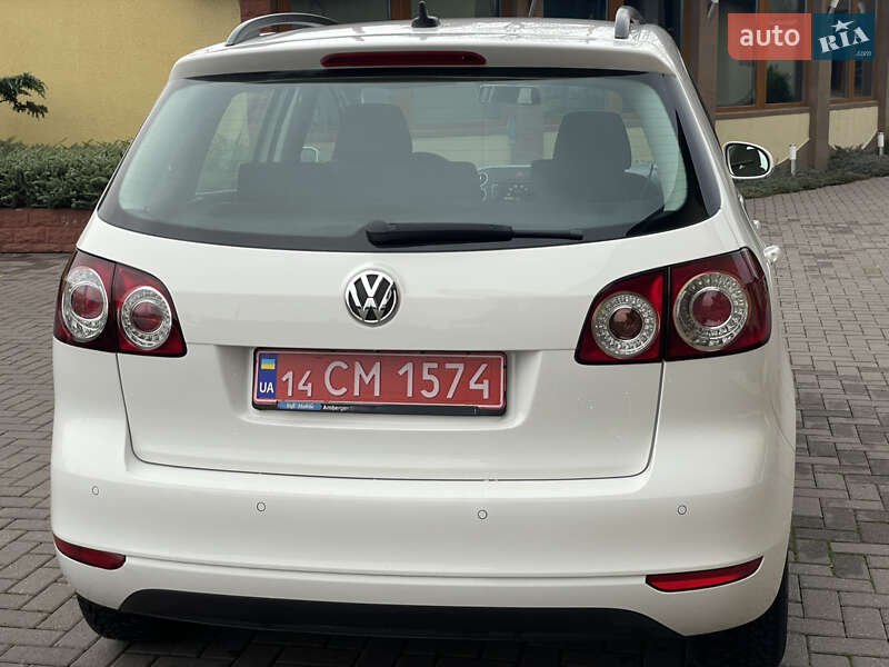 Хэтчбек Volkswagen Golf Plus 2010 в Виноградове