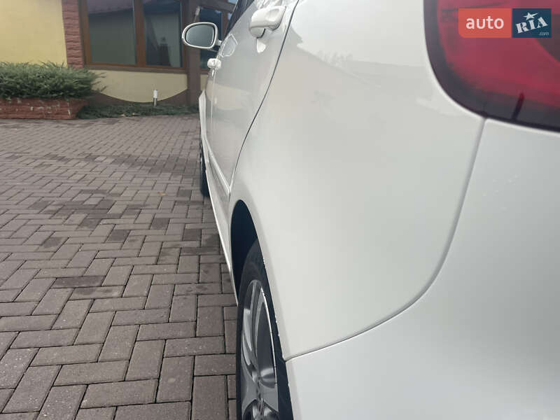 Хэтчбек Volkswagen Golf Plus 2010 в Виноградове