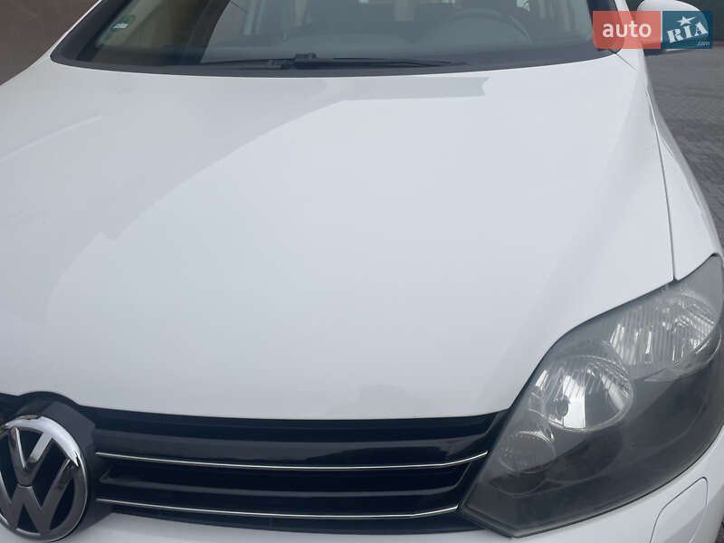 Хэтчбек Volkswagen Golf Plus 2010 в Виноградове