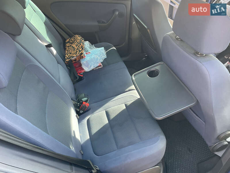 Хэтчбек Volkswagen Golf Plus 2005 в Коломые фото 16 Хэтчбек Volkswagen Golf Plus 2005 в Коломые