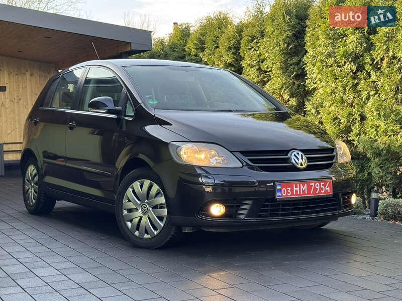 Хэтчбек Volkswagen Golf Plus 2006 в Дубно фото Хэтчбек Volkswagen Golf Plus 2006 в Дубно