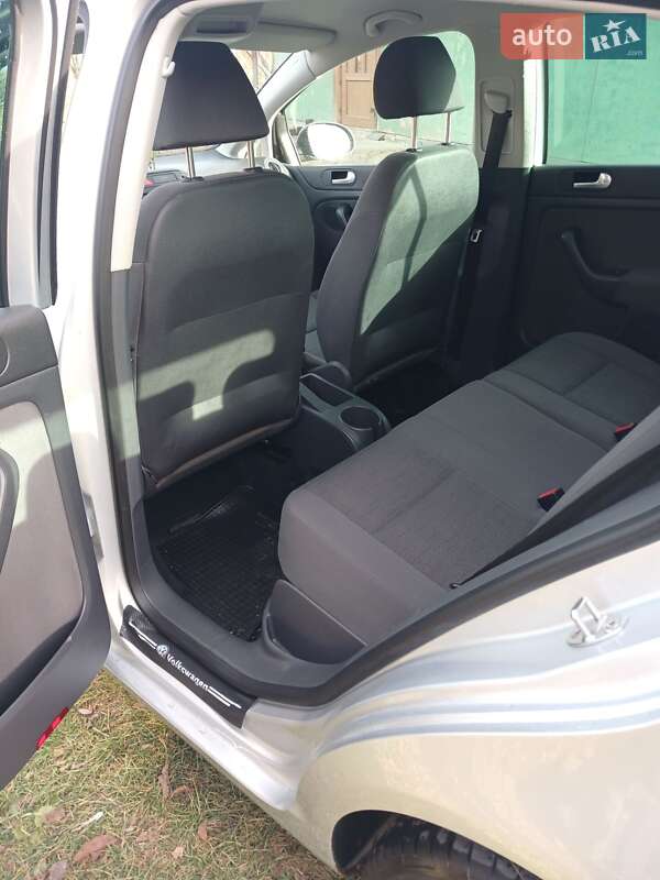 Хэтчбек Volkswagen Golf Plus 2008 в Надворной