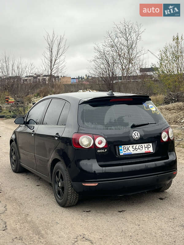 Хетчбек Volkswagen Golf Plus 2005 в Рівному