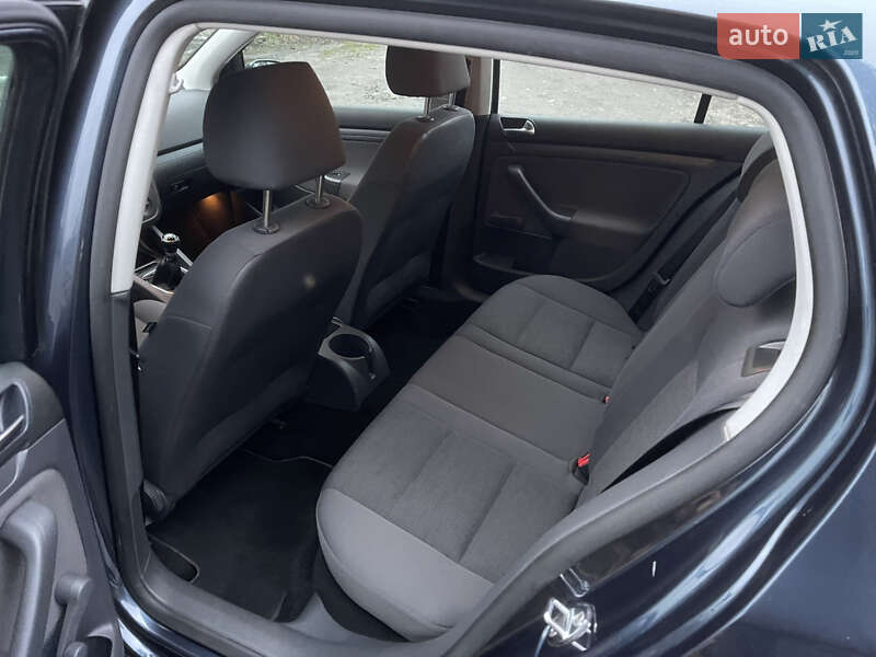 Хэтчбек Volkswagen Golf Plus 2010 в Луцке