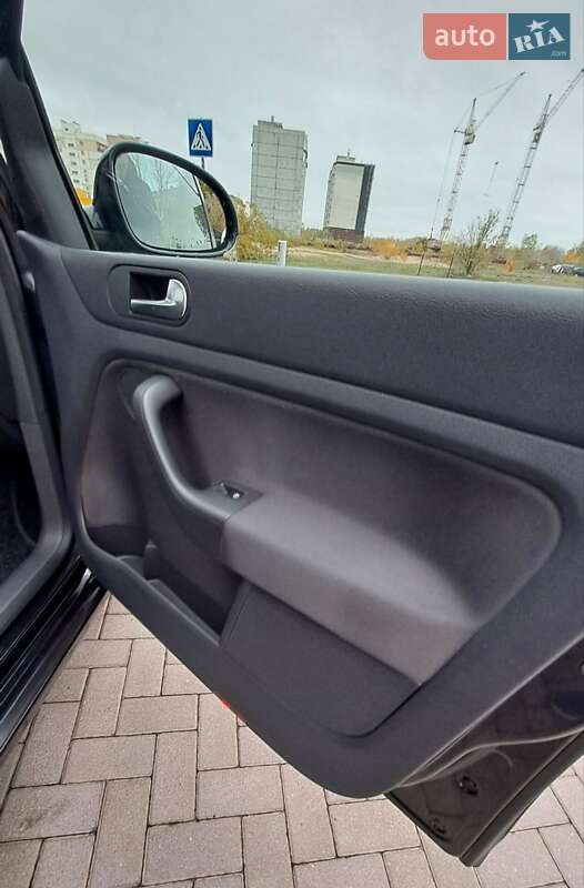 Хетчбек Volkswagen Golf Plus 2007 в Запоріжжі