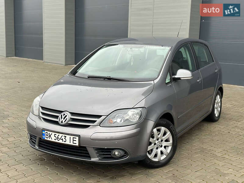 Хэтчбек Volkswagen Golf Plus 2006 в Сарнах