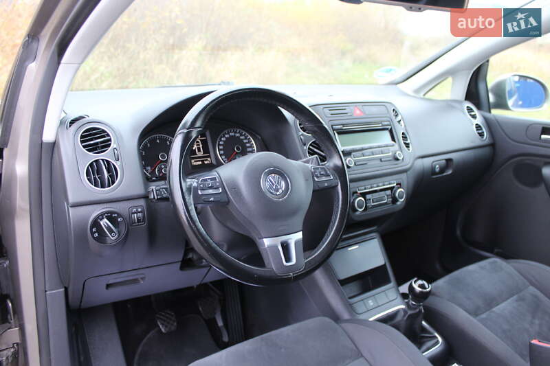 Хэтчбек Volkswagen Golf Plus 2010 в Дрогобыче