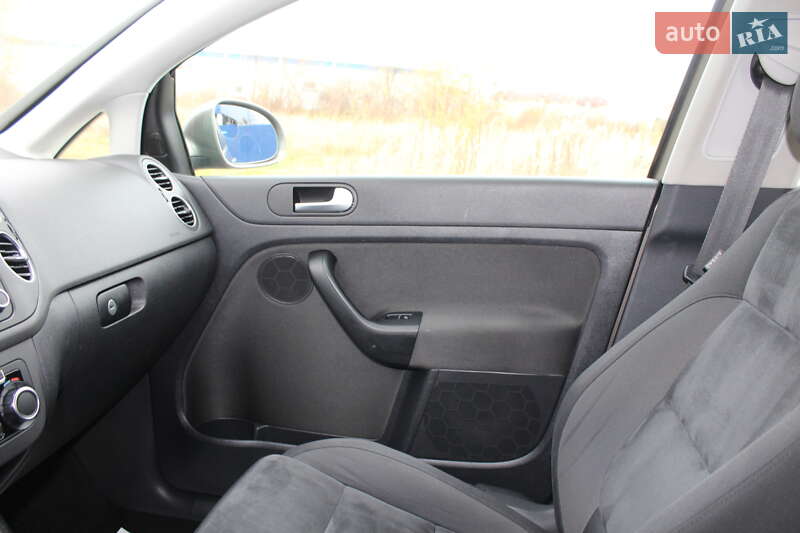 Хэтчбек Volkswagen Golf Plus 2010 в Дрогобыче