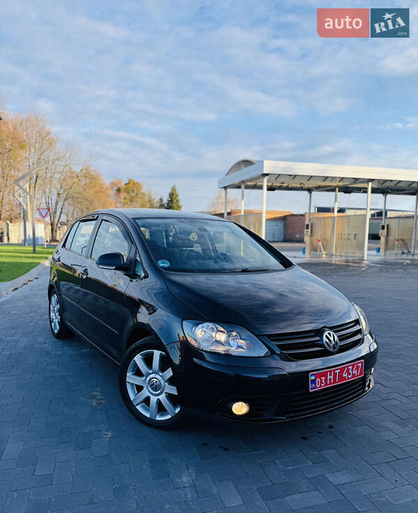 Хэтчбек Volkswagen Golf Plus 2006 в Лубнах