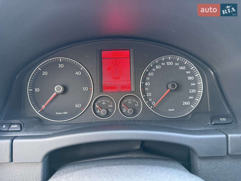 Хэтчбек Volkswagen Golf Plus 2008 в Коломые фото 53 Хэтчбек Volkswagen Golf Plus 2008 в Коломые