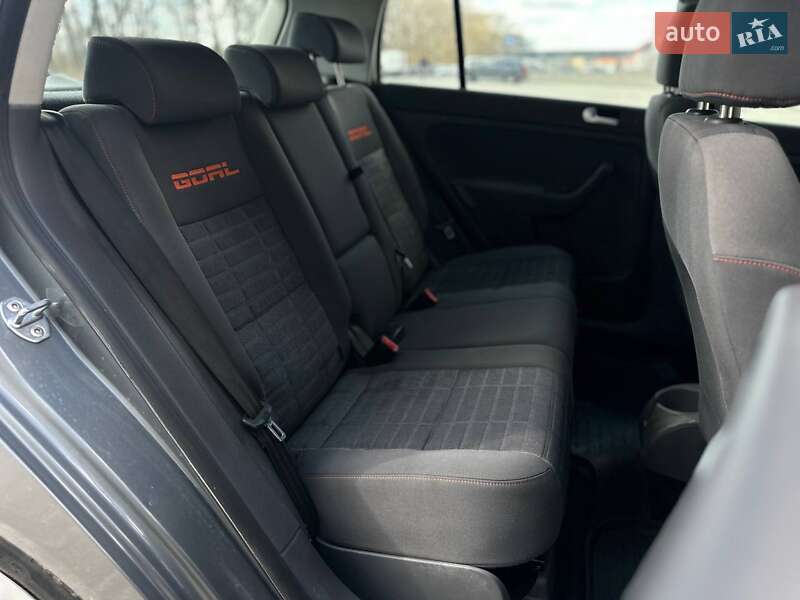 Хэтчбек Volkswagen Golf Plus 2006 в Киеве