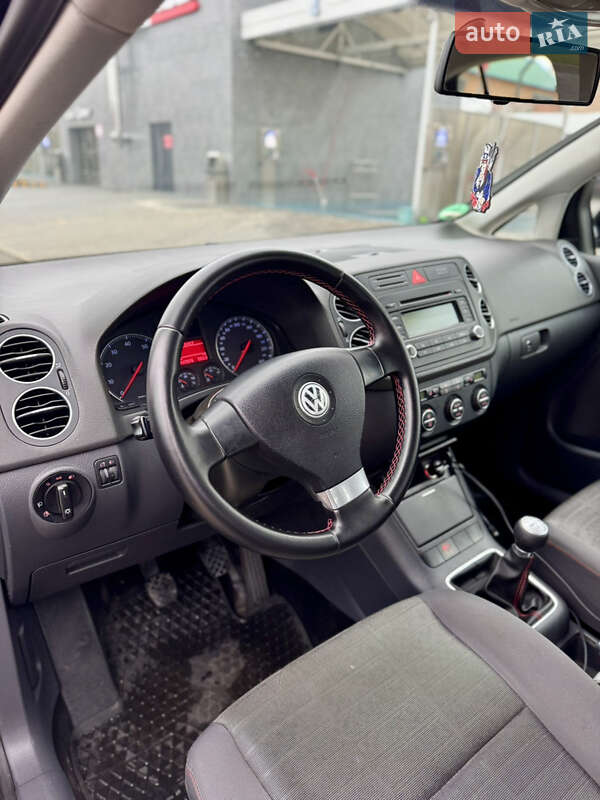 Хетчбек Volkswagen Golf Plus 2006 в Лубнах