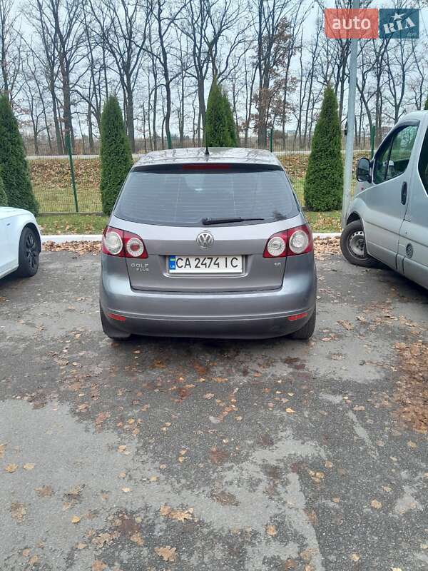 Хэтчбек Volkswagen Golf Plus 2006 в Киеве