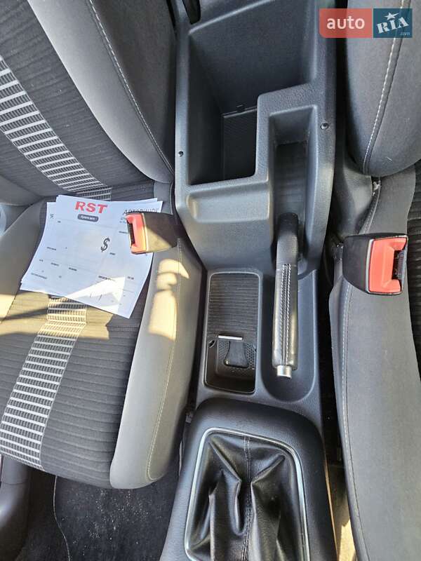 Хэтчбек Volkswagen Golf Plus 2009 в Полтаве фото 11 Хэтчбек Volkswagen Golf Plus 2009 в Полтаве