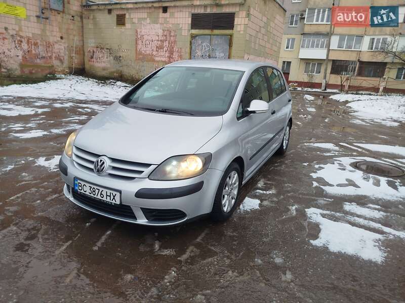 Хетчбек Volkswagen Golf Plus 2007 в Рівному