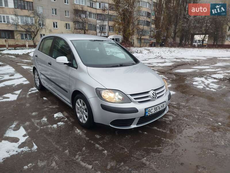 Хетчбек Volkswagen Golf Plus 2007 в Рівному