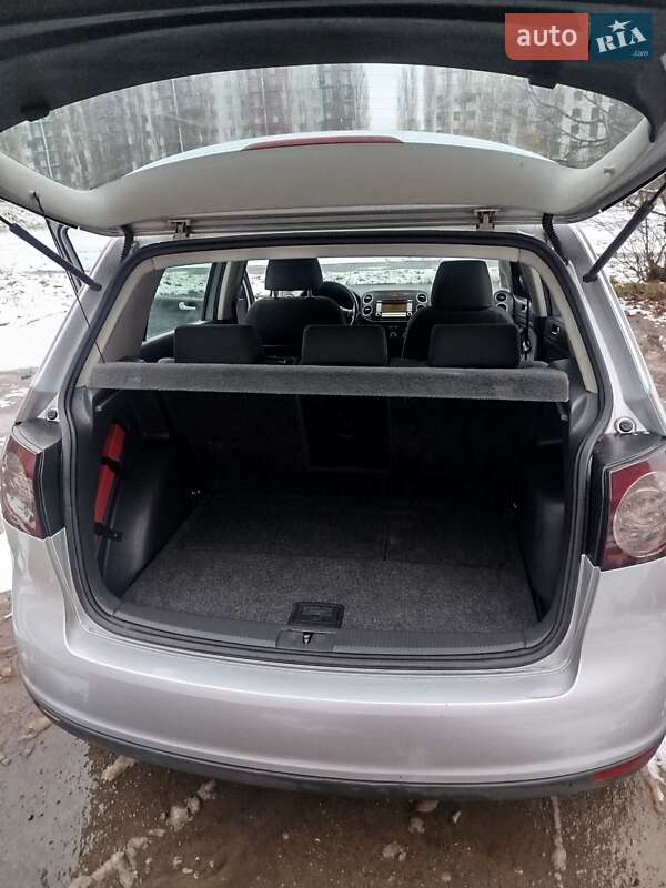 Хетчбек Volkswagen Golf Plus 2007 в Рівному