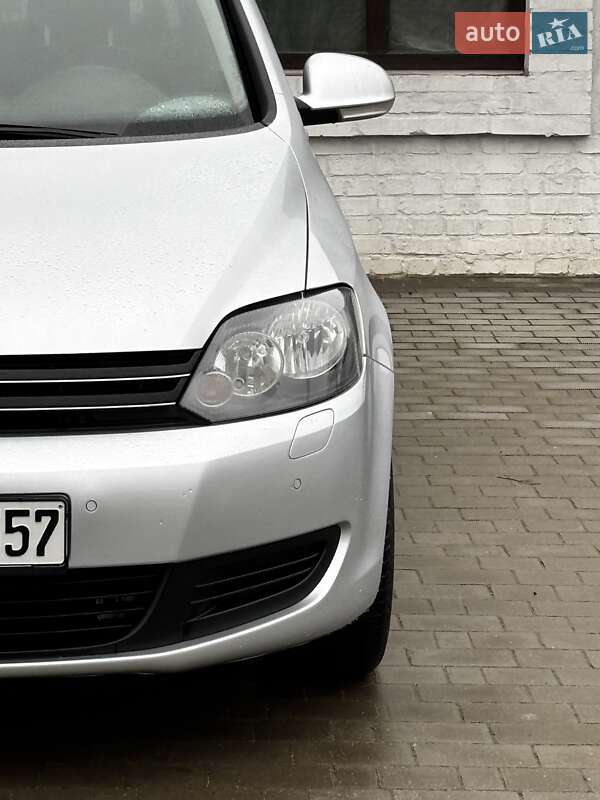 Хэтчбек Volkswagen Golf Plus 2010 в Красилове