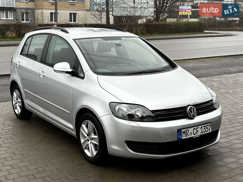 Хэтчбек Volkswagen Golf Plus 2010 в Красилове