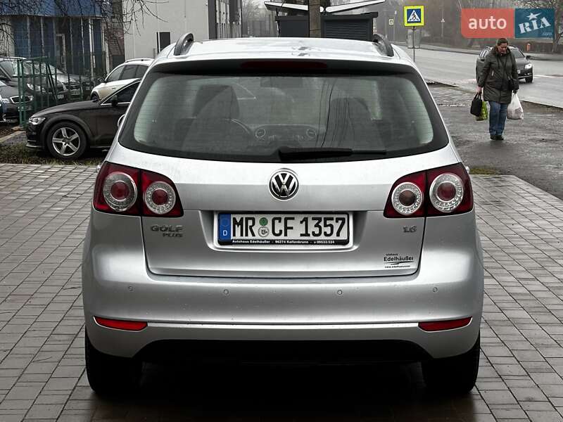 Хэтчбек Volkswagen Golf Plus 2010 в Красилове